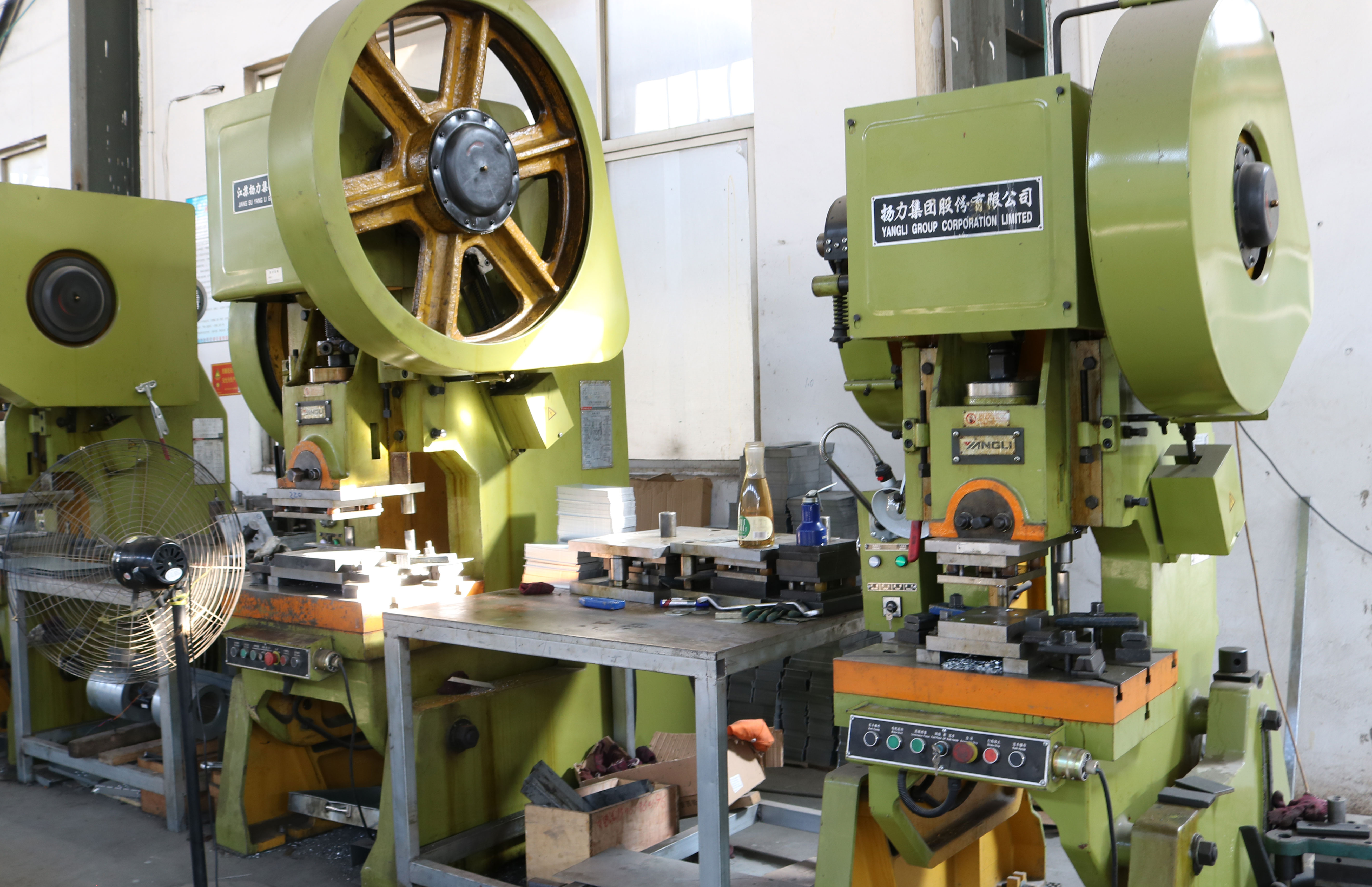 四季風生產(chǎn)設(shè)備